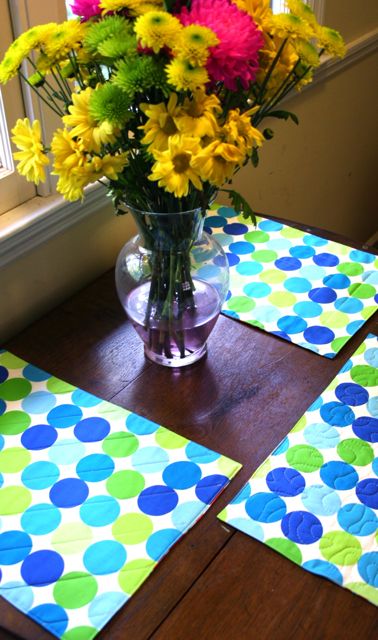 Quick & Simple Reversible Quilted Placemat Tutorial