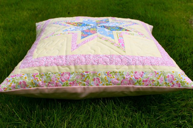 liberty bordered star pillow