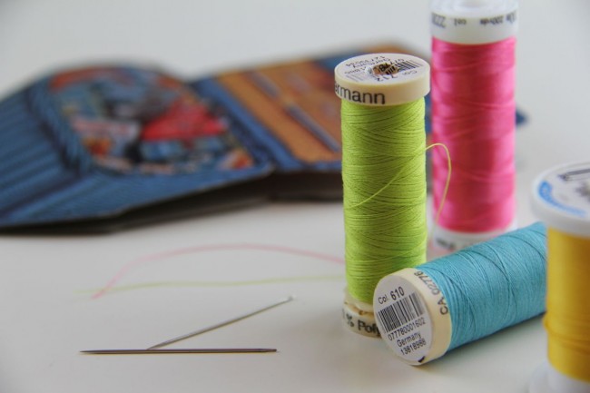sewing needles and thread for hemming