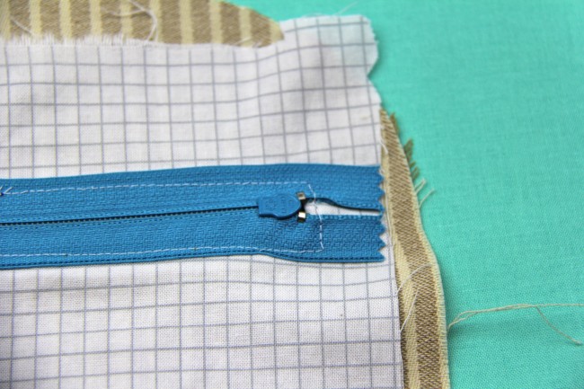 exposed enclosed zipper tutorial step 7