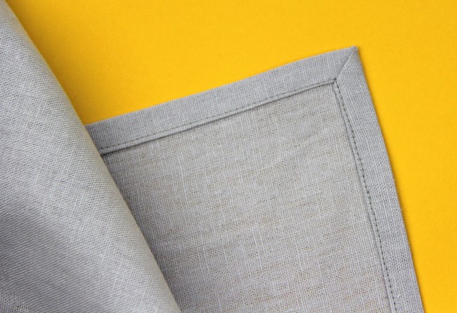 mitered linen napkin corners