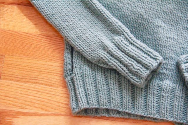 ribbed knit sleeve